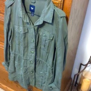 Gap olive green cinch waist top